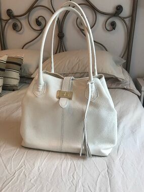 Vintage Pebbled Leather Courage B Shoulder Bag